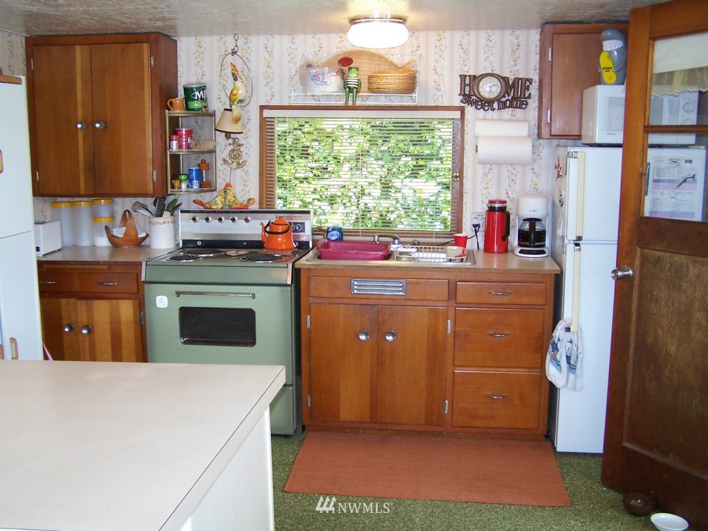 2890 East Phillips Lake Loop Road Shelton, WA 98584 - Photo 5 of 15 Gallery Image 5