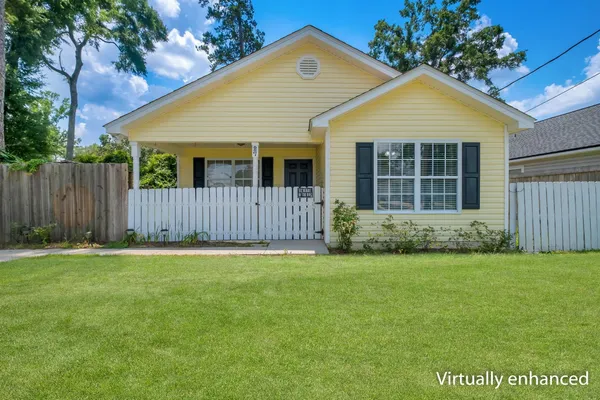 $199,900 | 27 Comanche Trail, Crawfordville, FL 32327