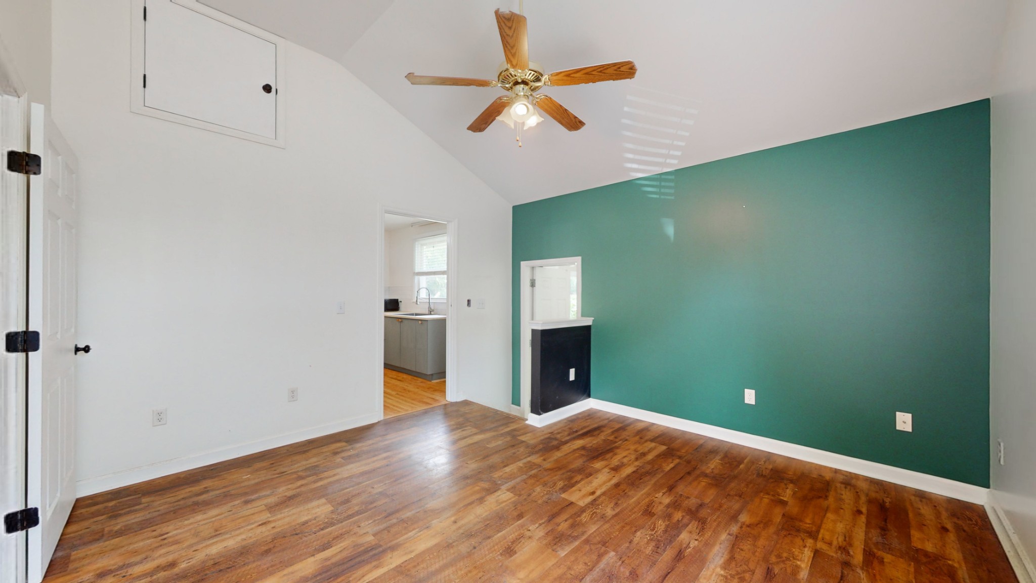 1007 Hunt Street Murfreesboro, TN 37130 - Photo 20 of 58 a bedroom with a bed and a ceiling fan