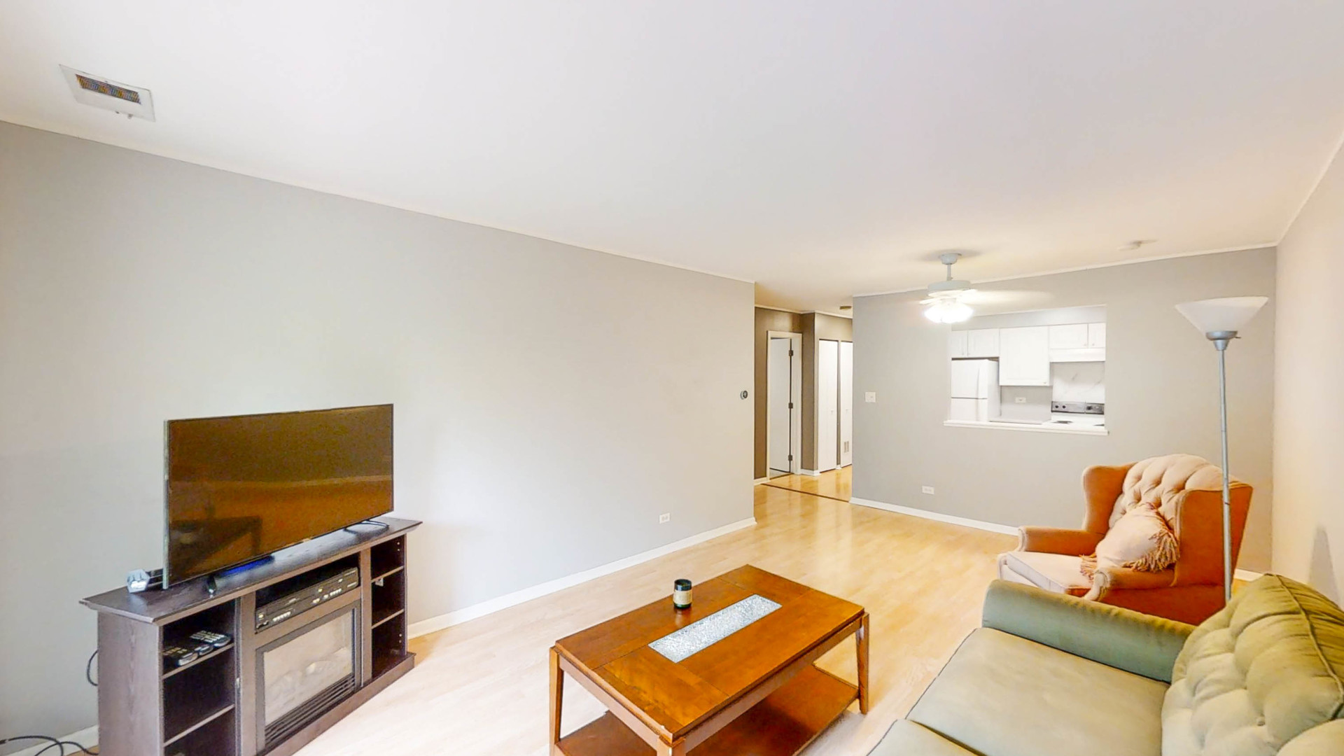 1400 North Elmhurst Road, Unit 410 Mount Prospect, IL 60056 - Photo 8 of 21 Gallery Image 8