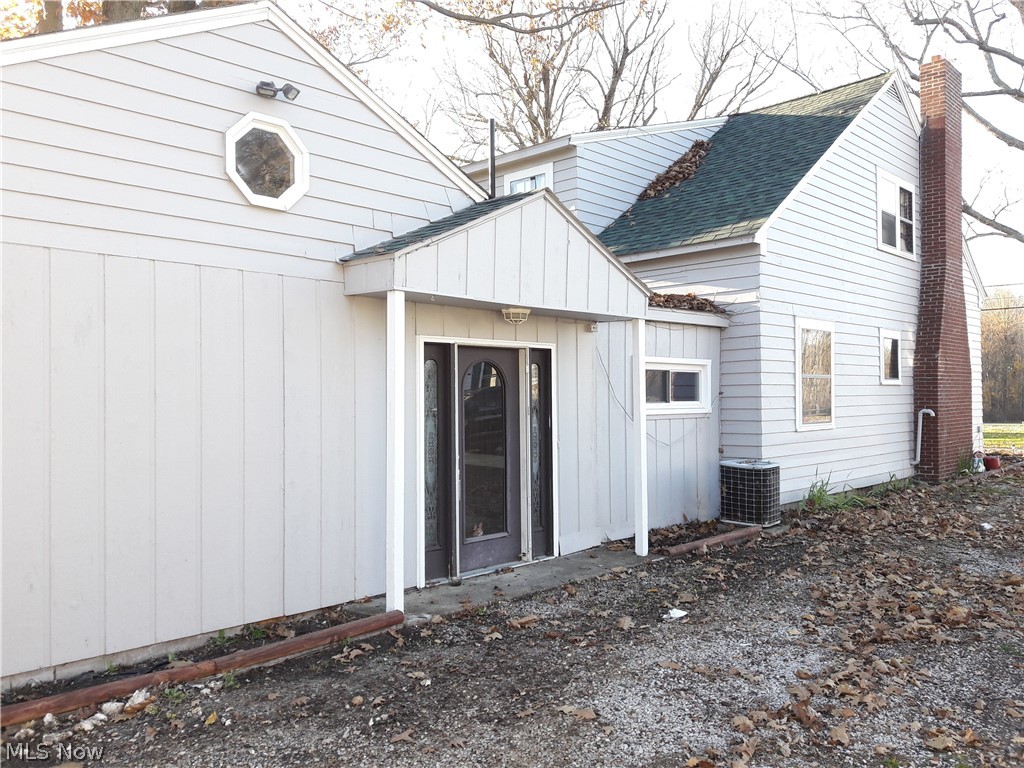 3208 North Ridge Road West Ashtabula, OH 44004 - Photo 5 of 31