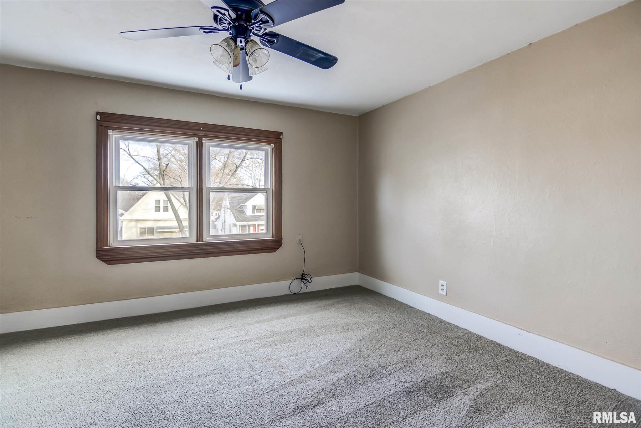 2351 South 10th Street Springfield, IL 62703 - Photo 8 of 10