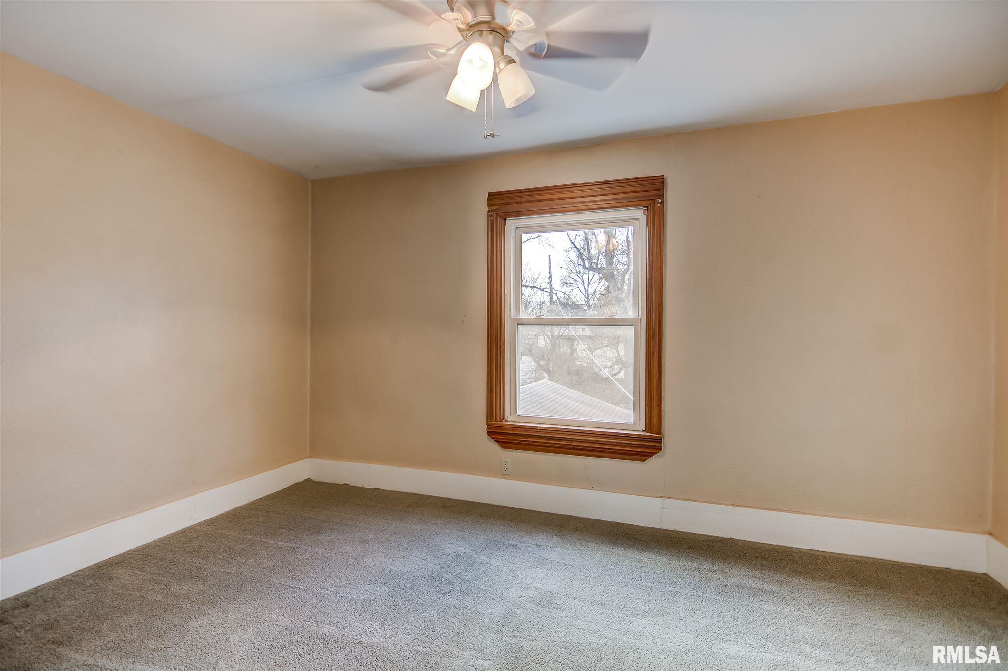 2351 South 10th Street Springfield, IL 62703 - Photo 9 of 10