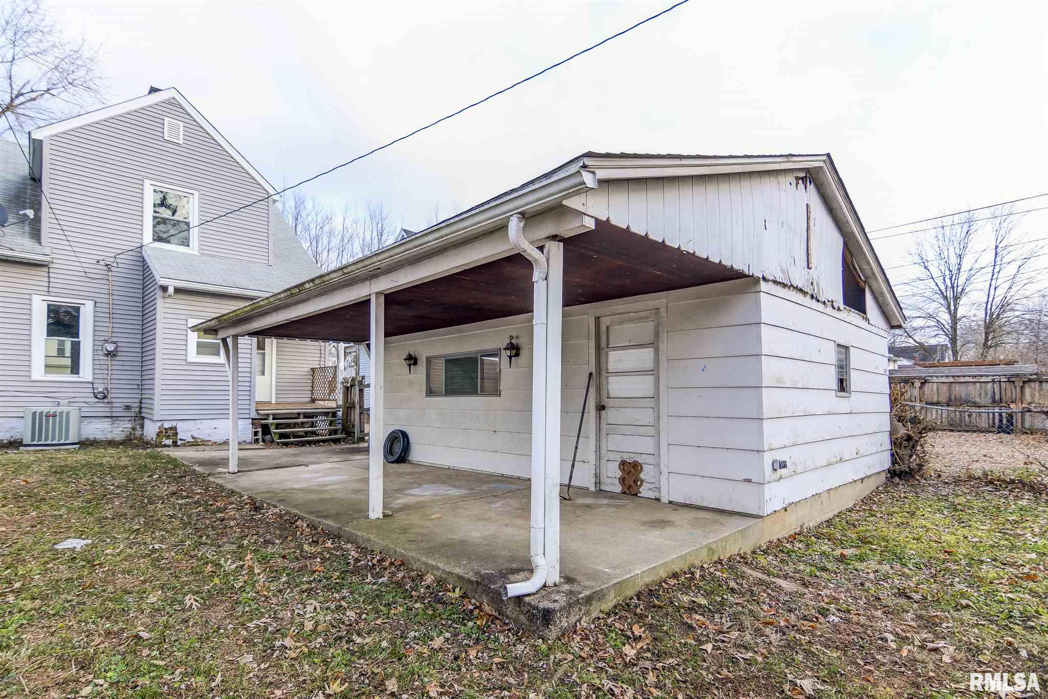 2351 South 10th Street Springfield, IL 62703 - Photo 10 of 10