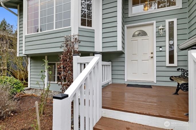5527 153rd Street Southwest Edmonds, WA 98026 - Photo 4 of 40 a view of front door and houses