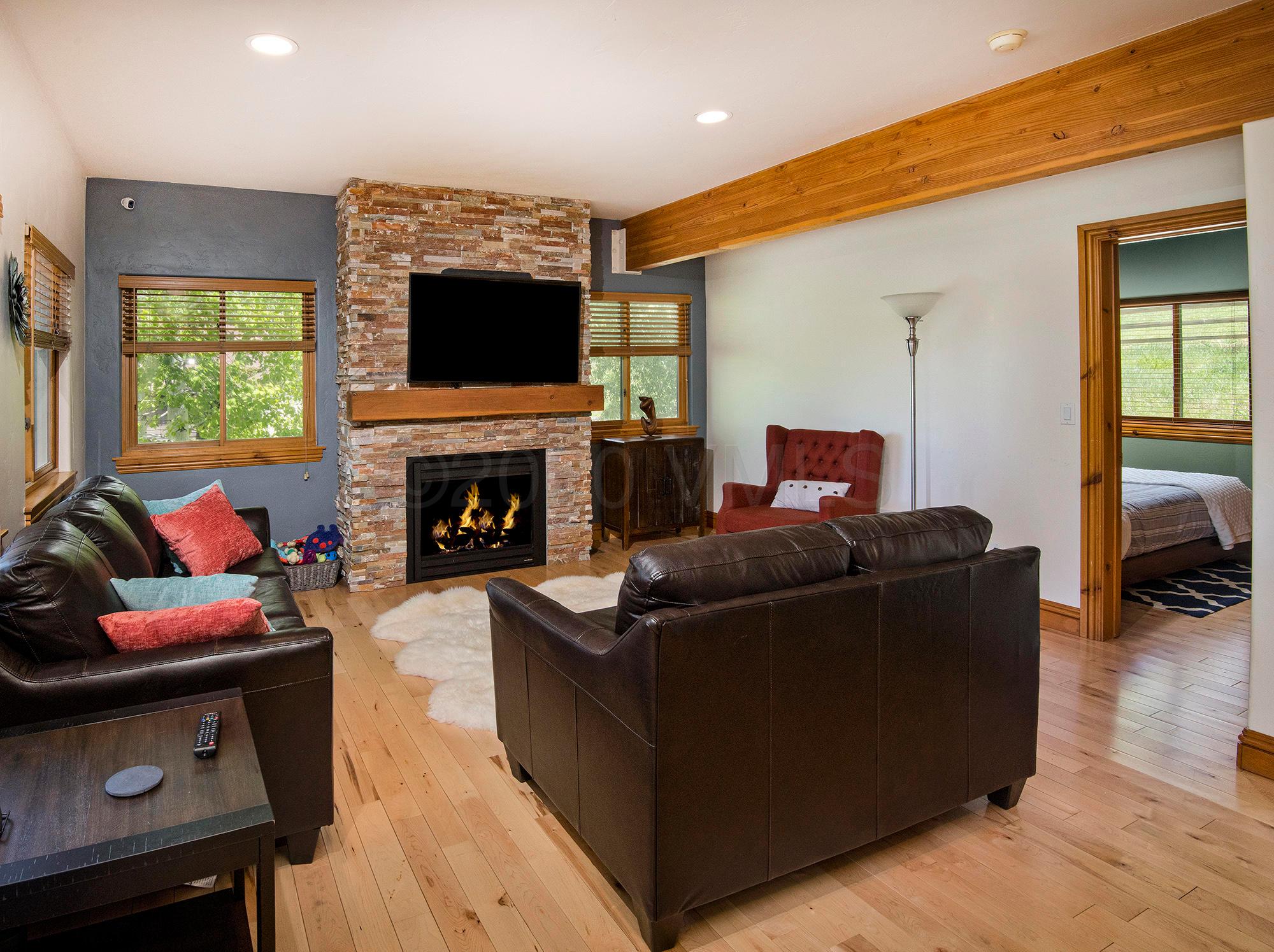 2290 Old Trail Road, Unit B Avon, CO 81620 - Photo 3 of 25 2290-Trail-Rdg-MLS_52