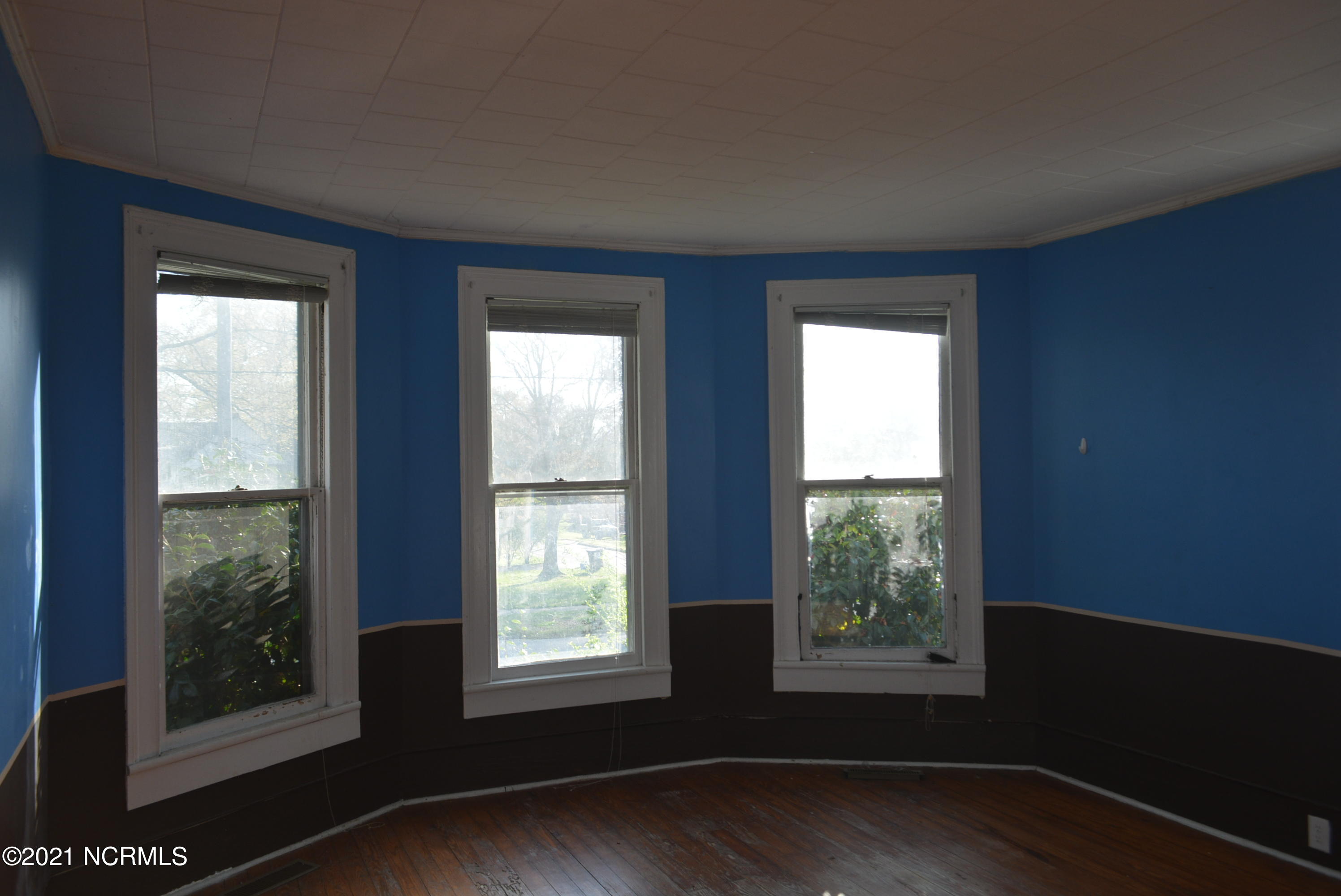 210 North Walnut Street Spring Hope, NC 27882 - Photo 15 of 27 DSC_0868