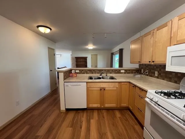 $285,000 | 902 9th Street Southwest, Perham, MN 56573