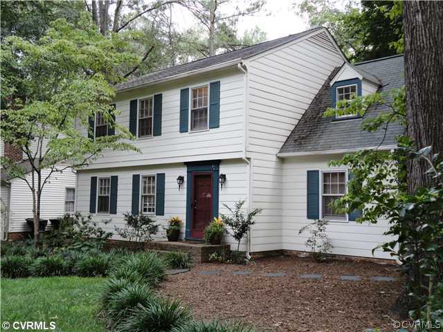 10649 Honey Tree Road Richmond, VA 23235 - Photo 1 of 12 Exterior Front - Welcome to a charming and clearly-loved home. Has a great yard and all appliances convey.