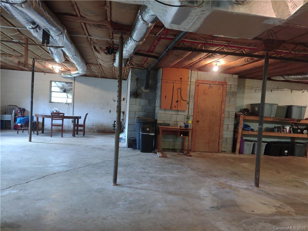 152 Willis Hill Road Canton, NC 28716 - Photo 20 of 34 a view of a room with gym equipment