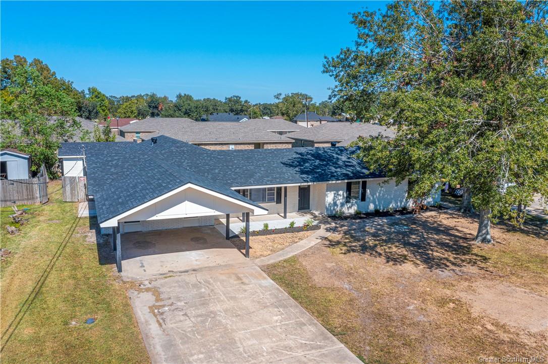 1005 Helen Street Iowa, LA 70647 - Photo 2 of 25