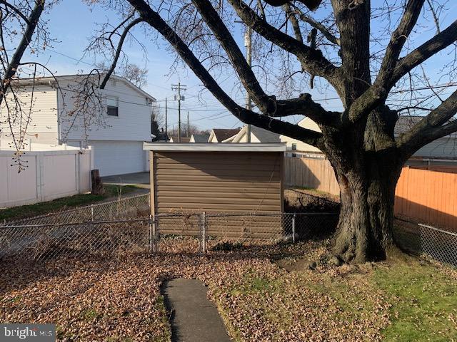 1900 Monumental Road Baltimore, MD 21222 - Photo 31 of 41 backyard - includes shed