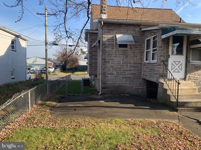 1900 Monumental Road Baltimore, MD 21222 - Photo 33 of 41