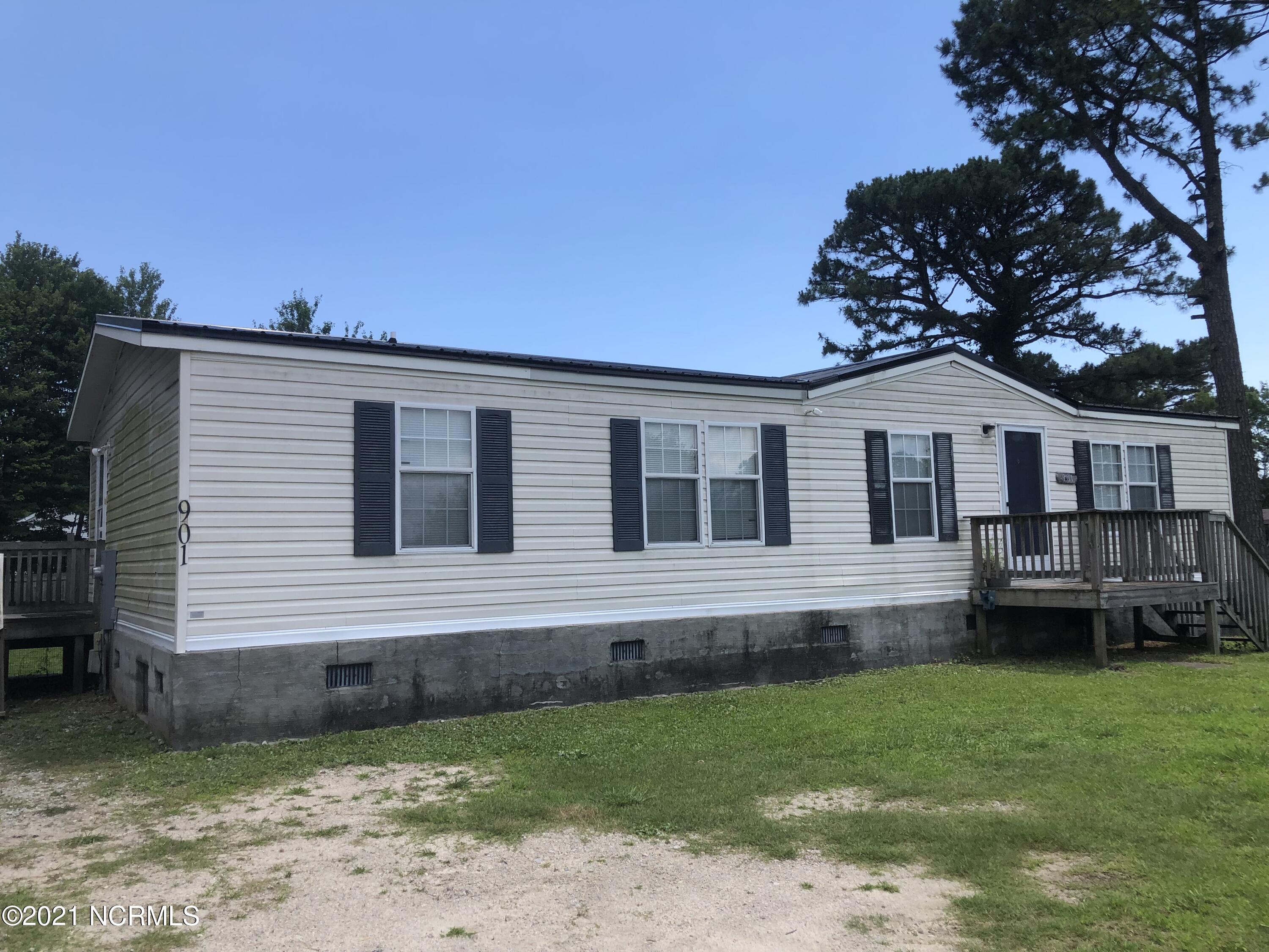 901 Hibbs Road Newport, NC 28570 - Photo 1 of 1 Front Elevation