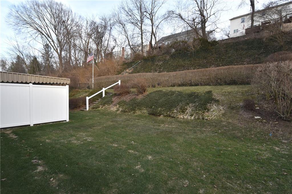 3951 Edge Road Pittsburgh, PA 15227 - Photo 19 of 20 Gallery Image 19