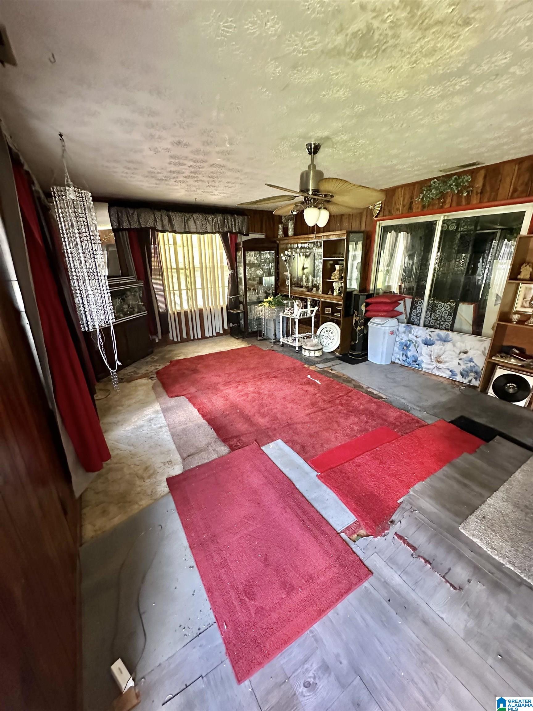2208 Simpson Street Anniston, AL 36201 - Photo 5 of 10
