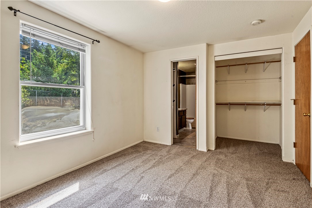 409 Rons Court Kelso, WA 98626 - Photo 18 of 26 Gallery Image 18