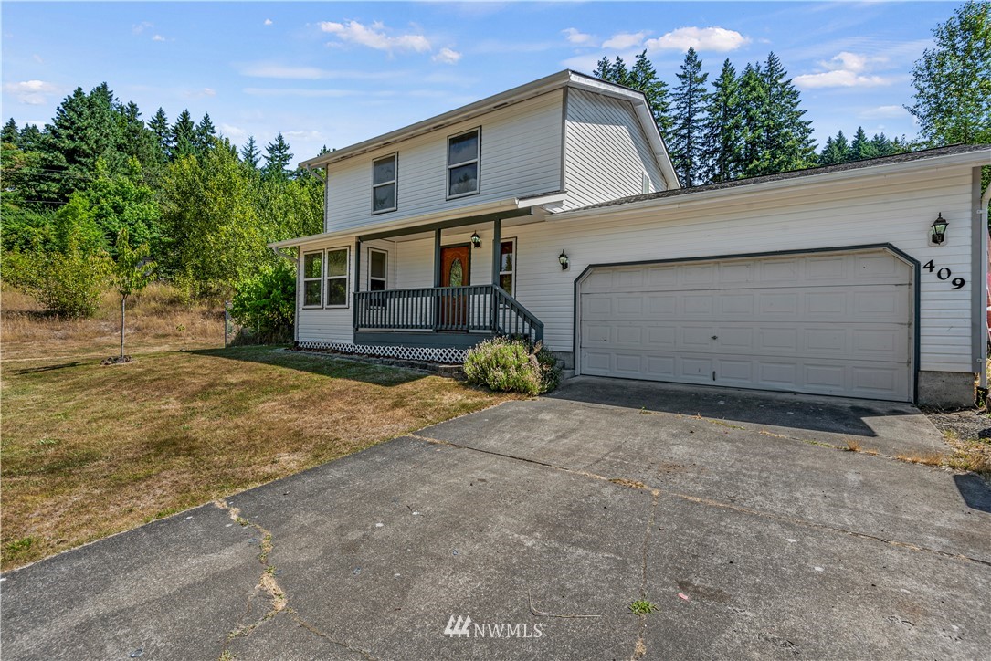 409 Rons Court Kelso, WA 98626 - Photo 3 of 26 Gallery Image 3