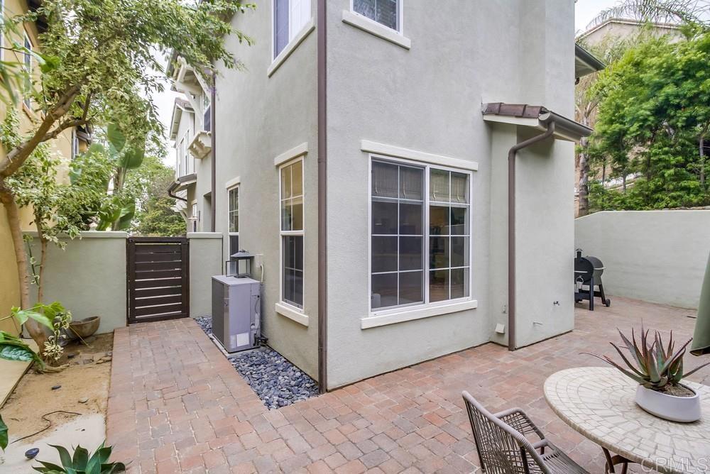 501 Beach Street Encinitas, CA 92024 - Photo 15 of 16 a view of outdoor seating space