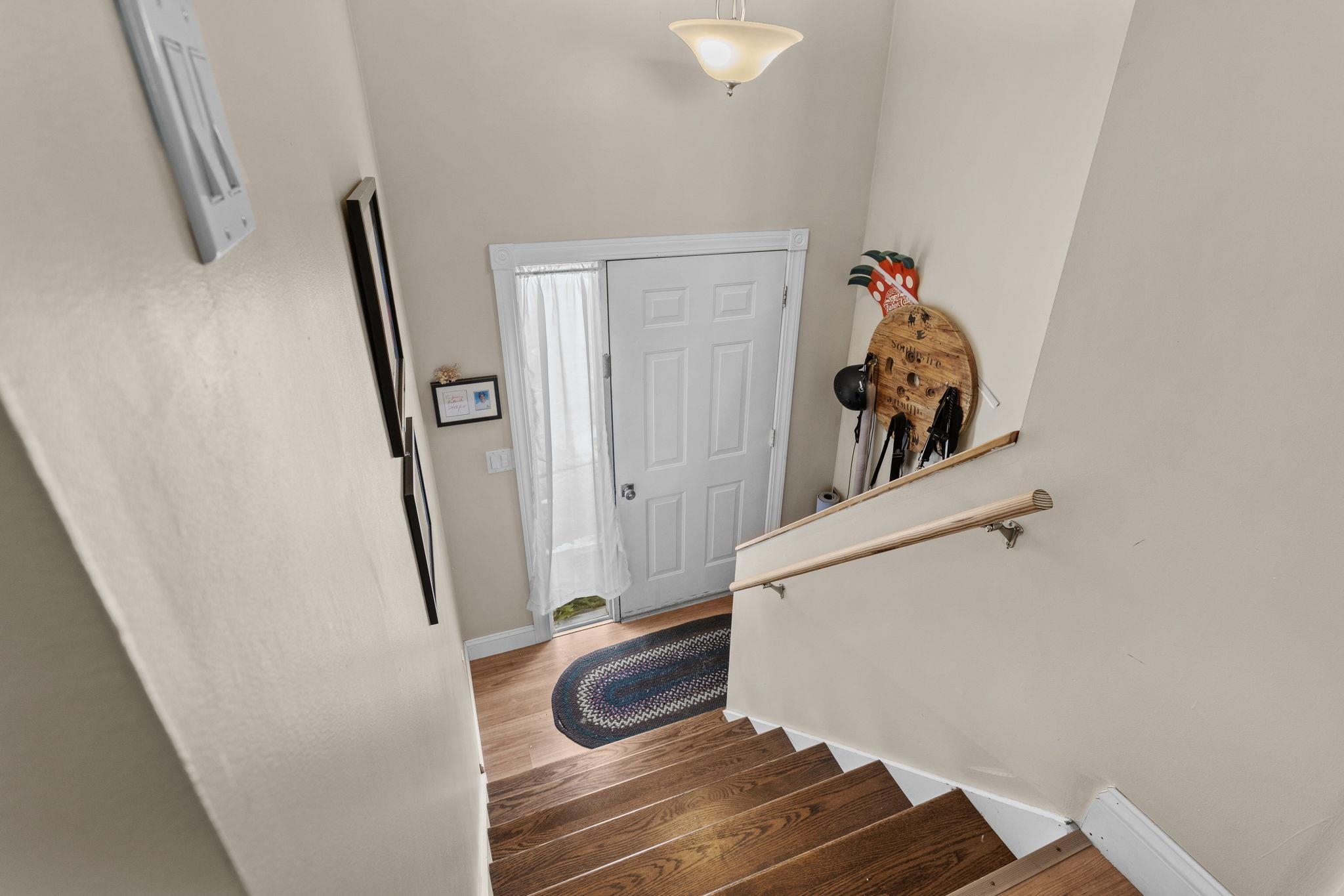 883 Mammoth Road, Unit 503 Manchester, NH 03104 - Photo 19 of 31