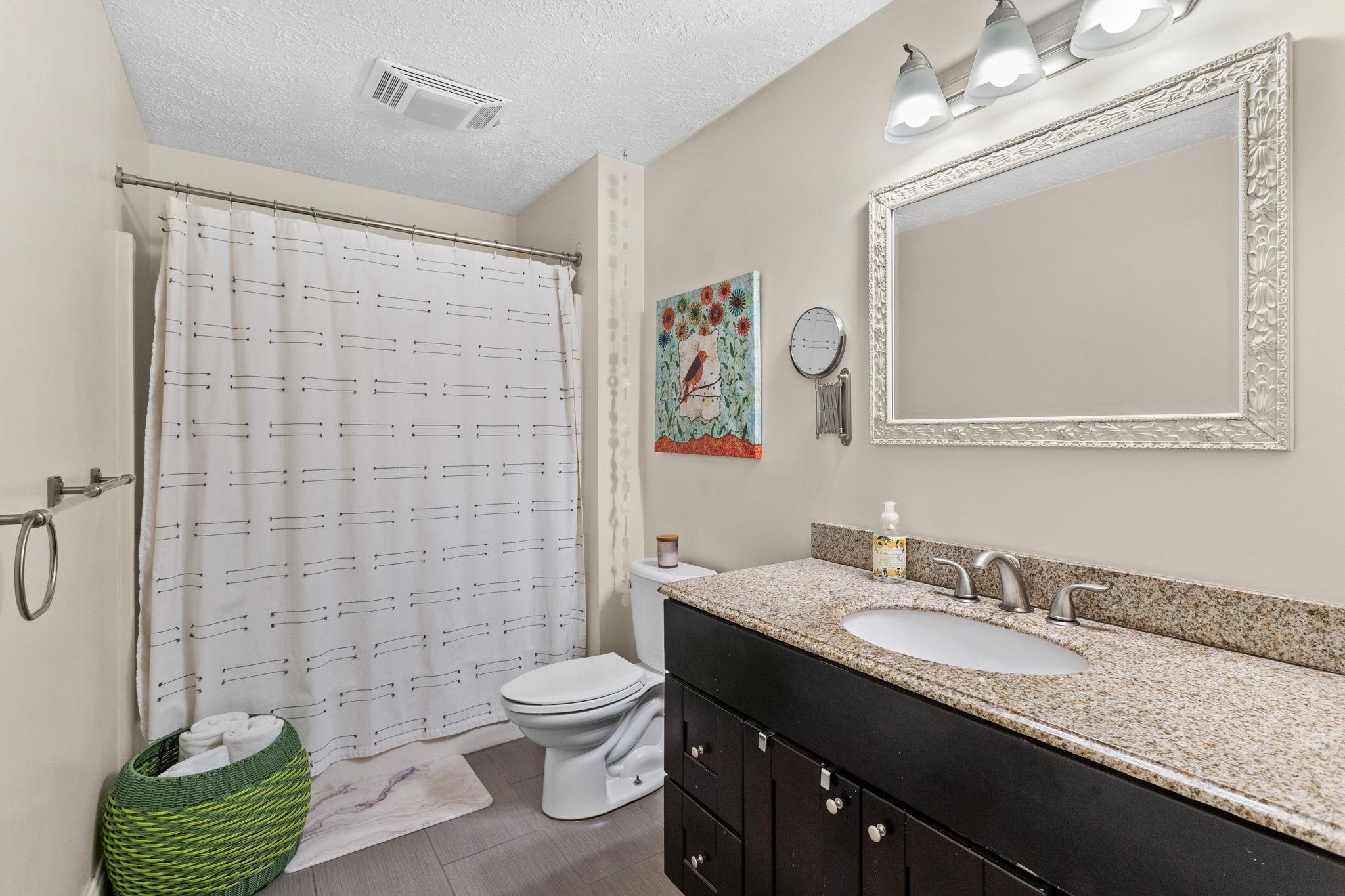 883 Mammoth Road, Unit 503 Manchester, NH 03104 - Photo 24 of 31