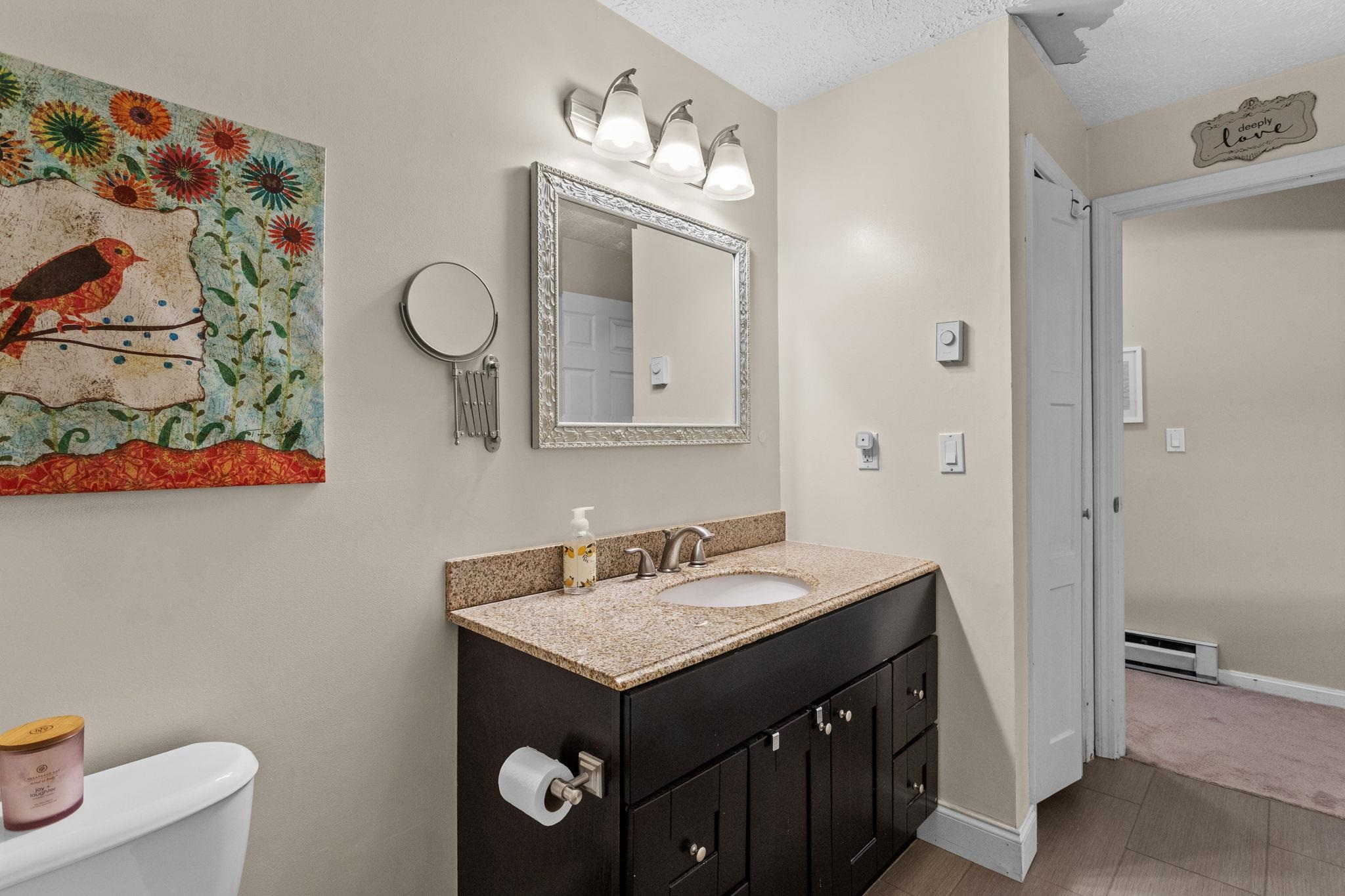 883 Mammoth Road, Unit 503 Manchester, NH 03104 - Photo 25 of 31