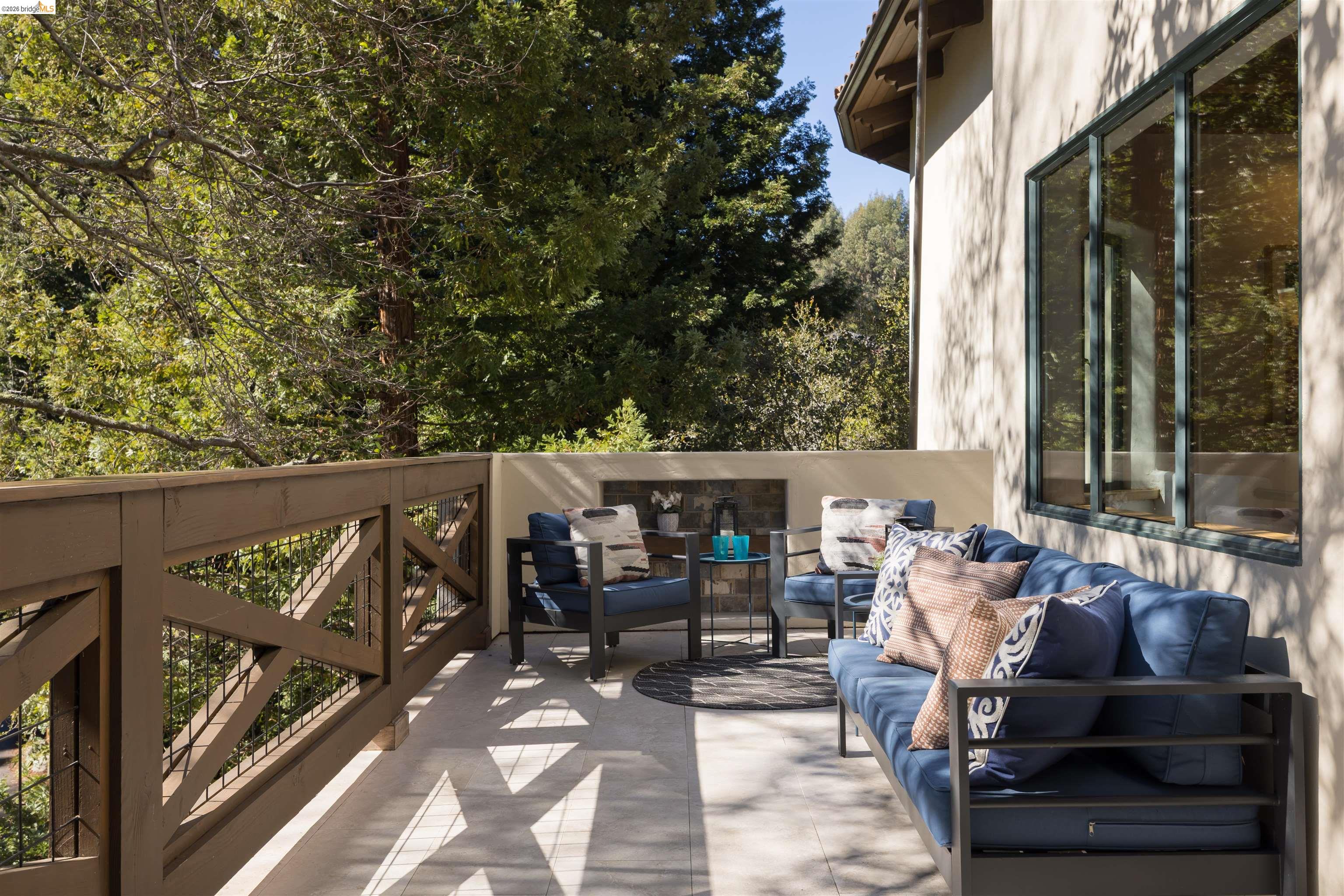 1102 Grand View Drive Berkeley, CA 94705 - Photo 20 of 50