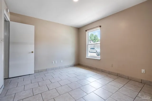 $1,200 | 6366 West Fairfield Drive, Unit C, Pensacola, FL 32506