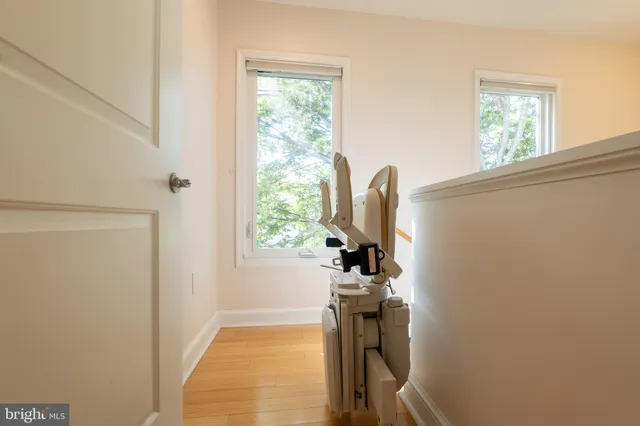 $2,350 | 4614 Roxbury Drive, Bethesda, MD 20814