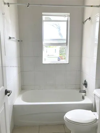 $1,400 | 12124 Northeast 5th Avenue, Unit 7, North Miami, FL 33161