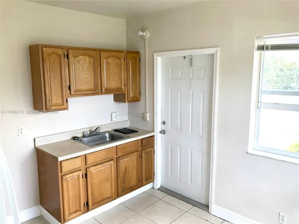 $1,400 | 12124 Northeast 5th Avenue, Unit 7, North Miami, FL 33161