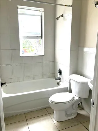 $1,400 | 12124 Northeast 5th Avenue, Unit 7, North Miami, FL 33161