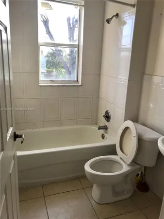 $1,400 | 12124 Northeast 5th Avenue, Unit 7, North Miami, FL 33161