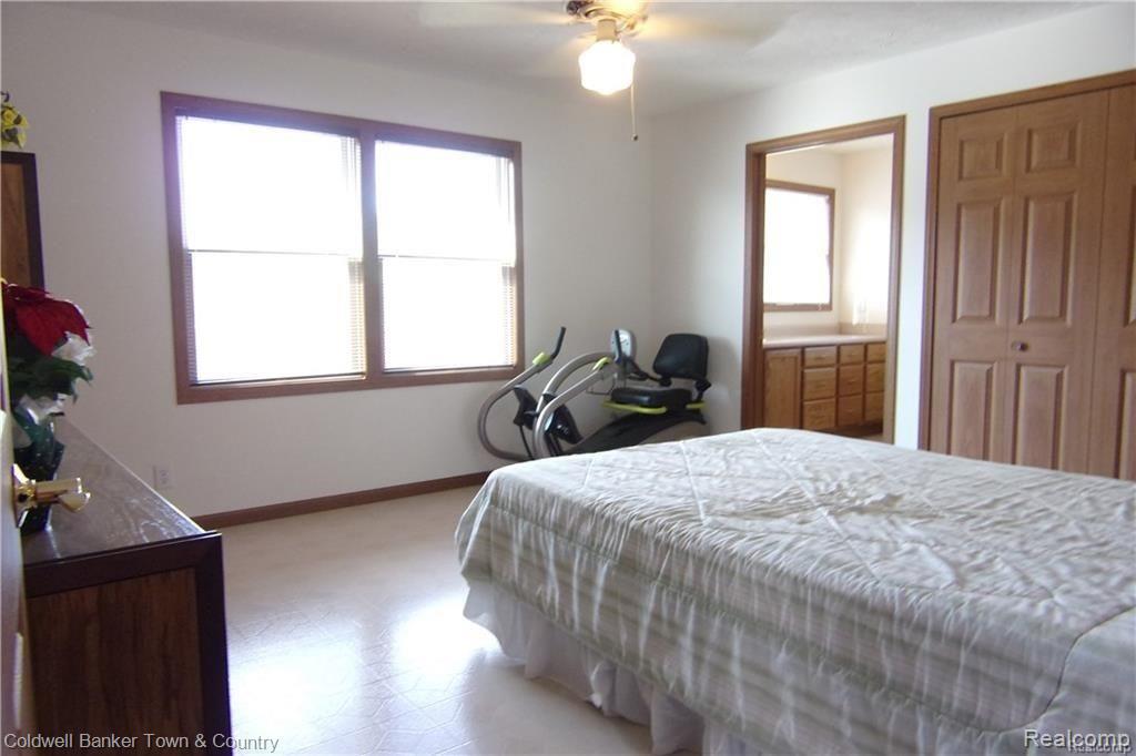 2640 Brewer Road Howell, MI 48855 - Photo 7 of 39 GetMedia-6.jpg