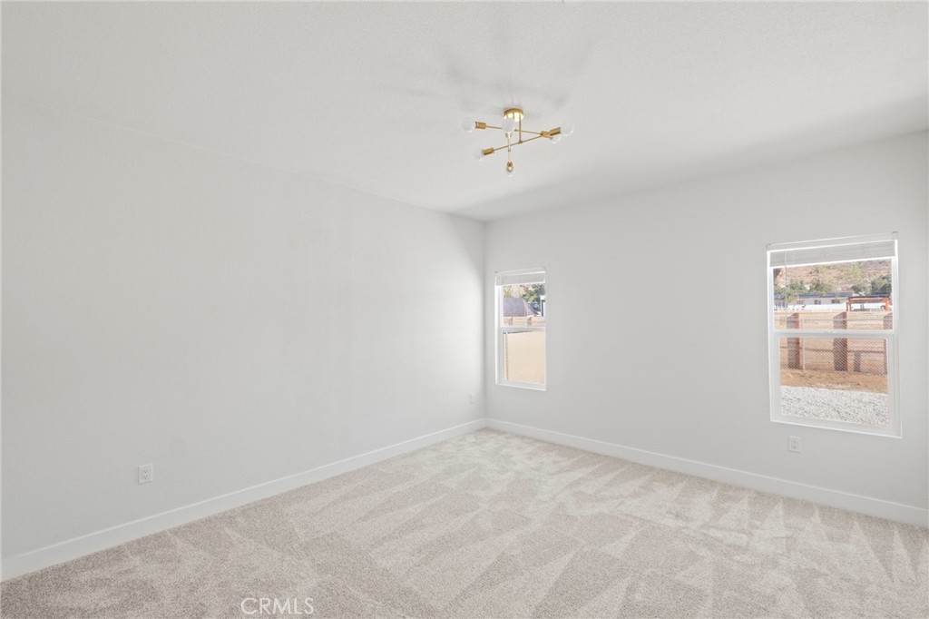 32934 9th Street Winchester, CA 92596 - Photo 17 of 35 master bed