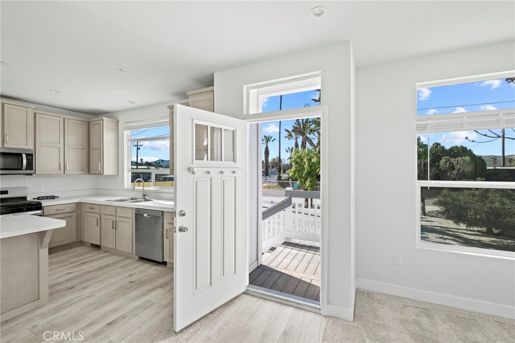 32934 9th Street Winchester, CA 92596 - Photo 5 of 35 front door