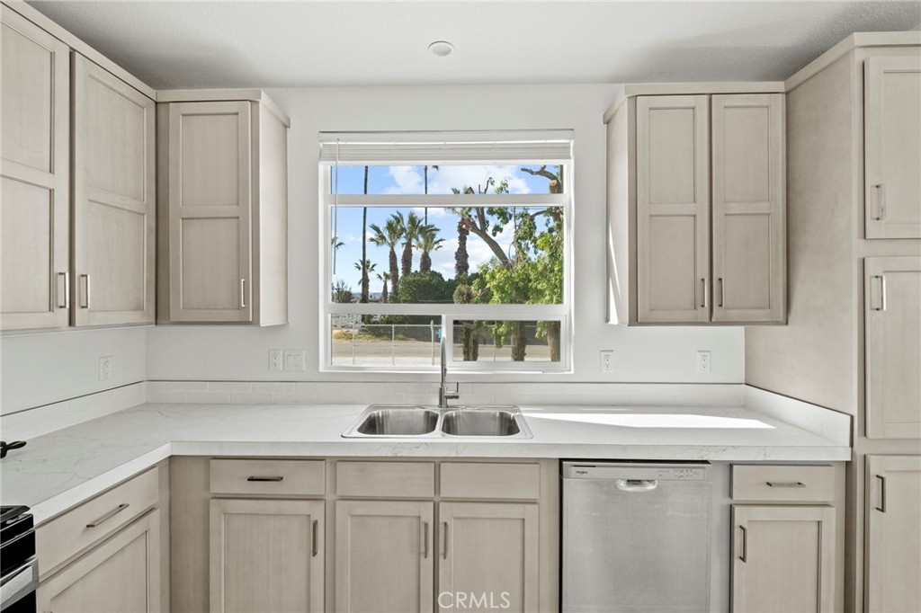 32934 9th Street Winchester, CA 92596 - Photo 9 of 35