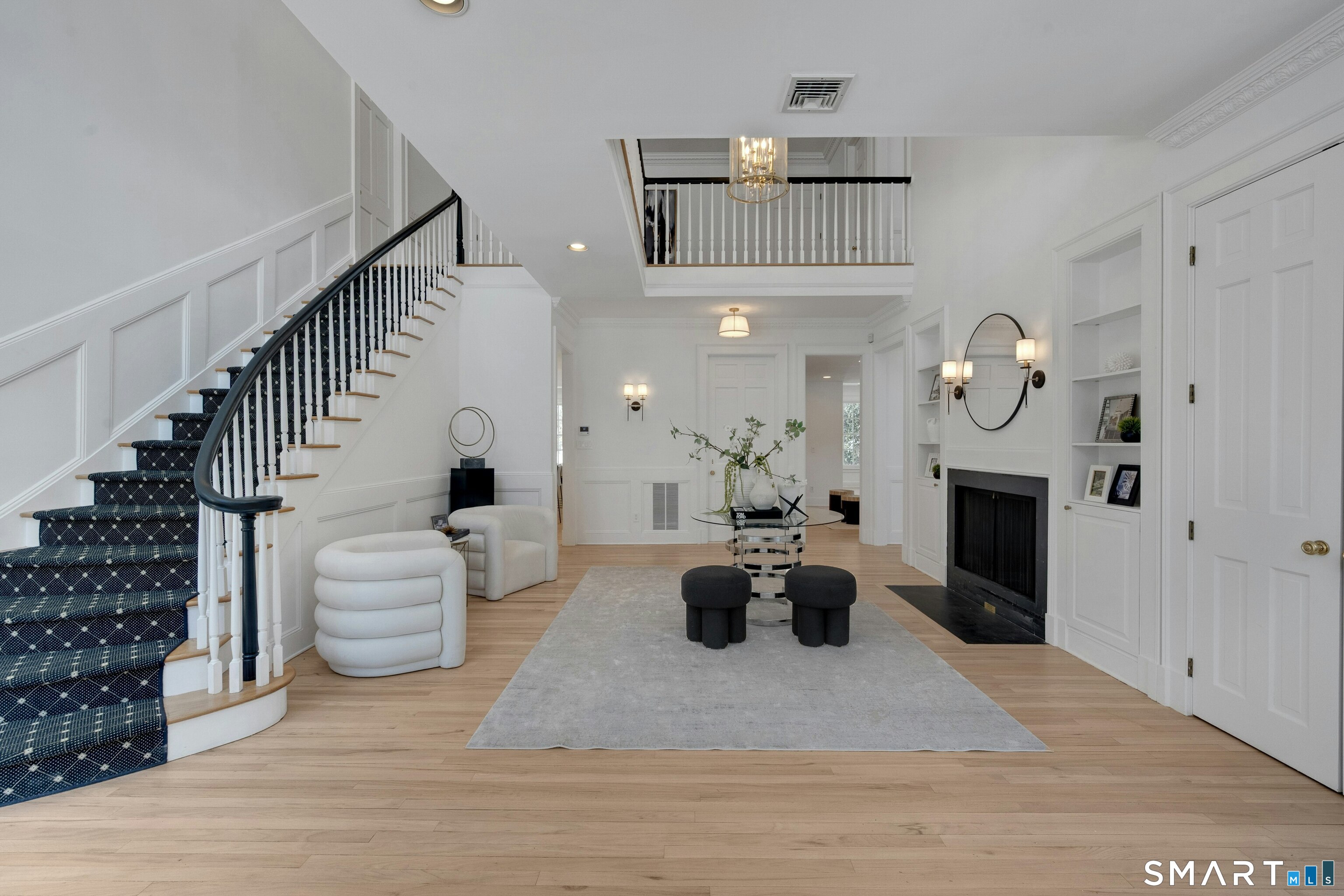 108 Husted Lane Greenwich, CT 06830 - Photo 2 of 40