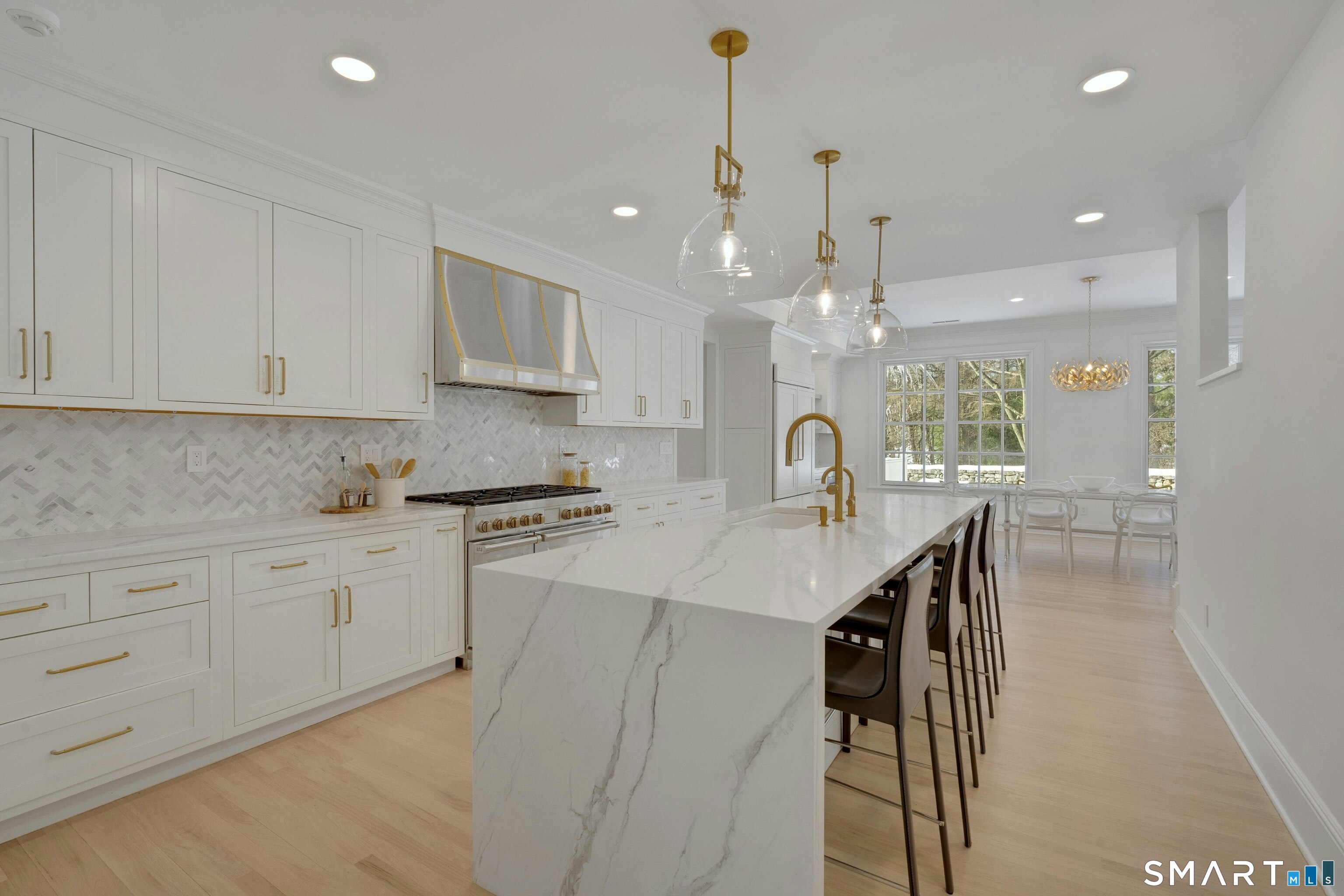 108 Husted Lane Greenwich, CT 06830 - Photo 8 of 40