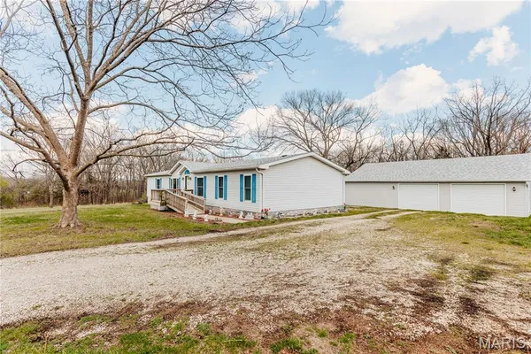 $235,000 | 13908 Maries Road 616, Vienna, MO 65582
