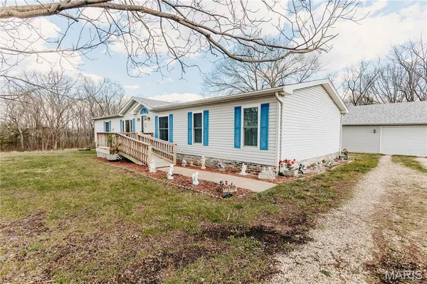 $235,000 | 13908 Maries Road 616, Vienna, MO 65582