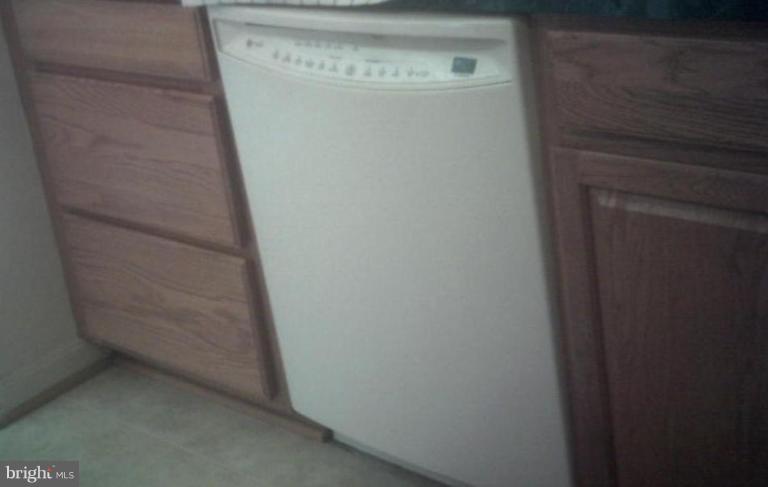 6600 Woodley Road Clinton, MD 20735 - Photo 8 of 24 Dishwasher