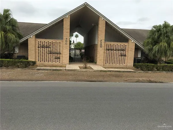 $1,500 | 700 Fern Street, Unit 5, McAllen, TX 78504