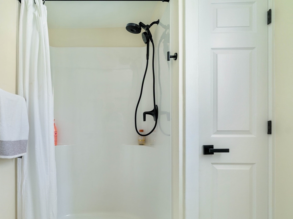 72 Wilmington Road Burlington, MA 01803 - Photo 28 of 39 Gallery Image 28