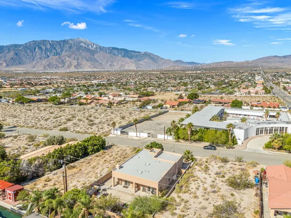 $3,000 | 12074 Tamar Drive, Desert Hot Springs, CA 92240