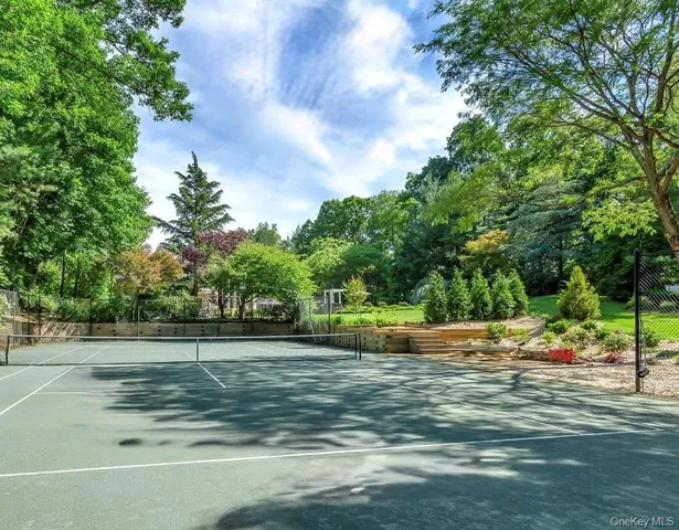 $26,500 | 55 Coves Run, Syosset, NY 11791