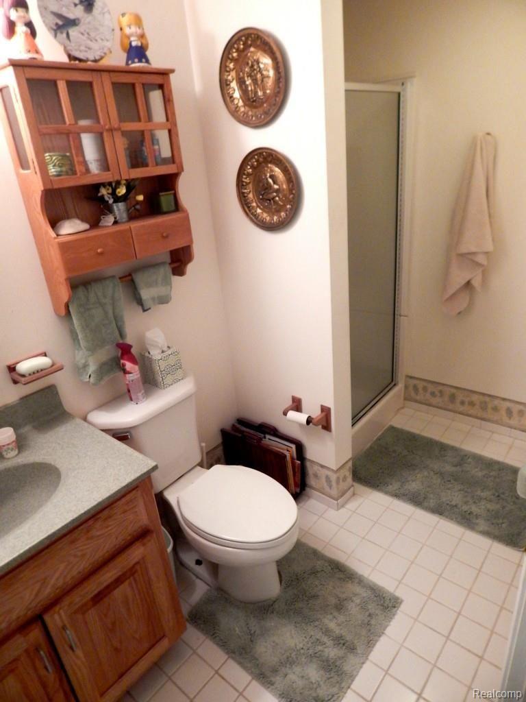 1741 Old Homestead Drive Rochester, MI 48306 - Photo 30 of 40 DSCN4046.jpg