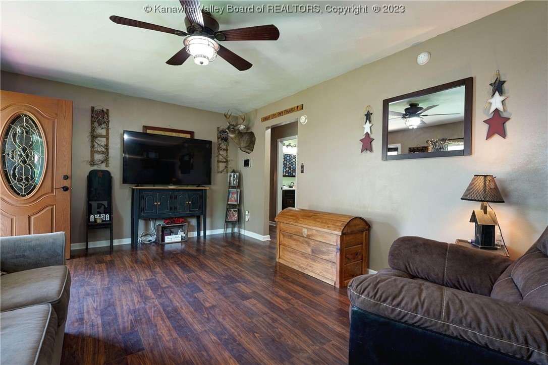 603 Mace Street Elkview, WV 25071 - Photo 10 of 32 Gallery Image 10