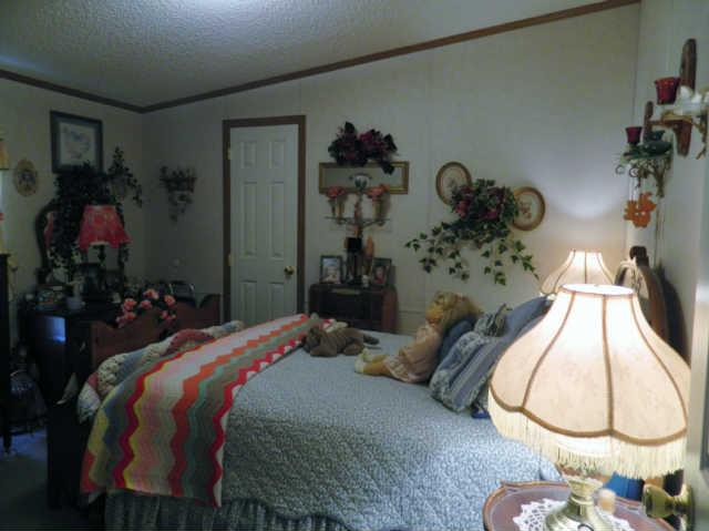 2305 Shady Grove Road Morrison, TN 37357 - Photo 10 of 12 2nd Bedroom, Spacious Closets, Jack and Jill Full Size Bath shared with Bedroom 3