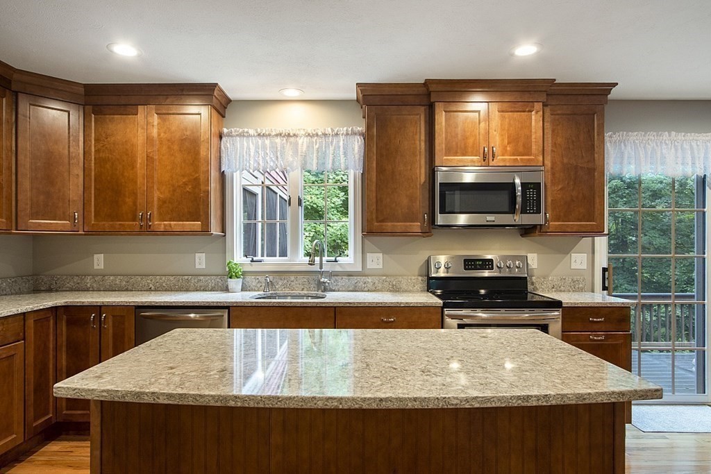 43 Haynes Road Townsend, MA 01469 - Photo 15 of 42